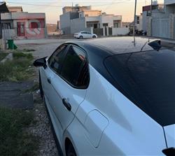 تۆیۆتا کامری